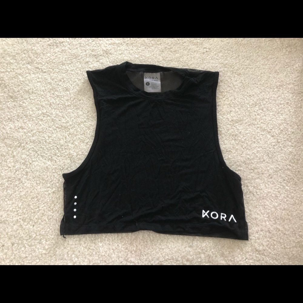 KORA Active Crop Tanktop